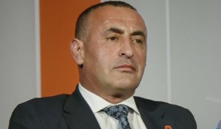 Brahimaj-Haxhiut: Ramushi ka ende plumba në trup, duhet të të vijë turp për akuzat