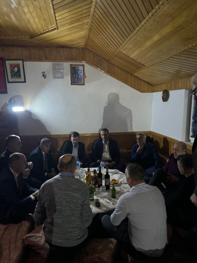Haradinaj-Kurtit: Çu more qyqan shko deri në mihje të KEK’ut e merru seriozisht me këtë punë