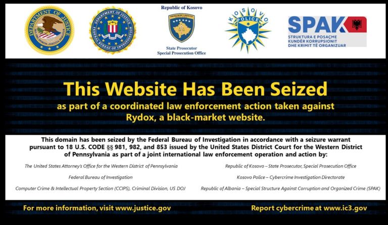 Policia në bashkëpunim me FBI dhe SPAK’un arreston tre persona, dyshohen për administrim të tregjeve kriminale online