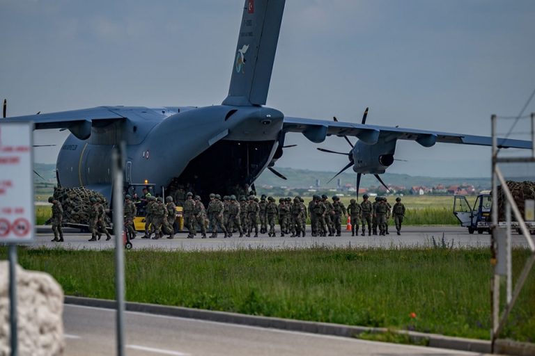 KFOR-i përforcohet me 350 ushtarë nga Brigada e 65-të turke