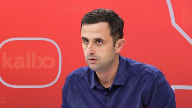 Gashi: Kurti e Sveçla rikthyen në punë policin që i iku prej dore Milan Radojçiqi