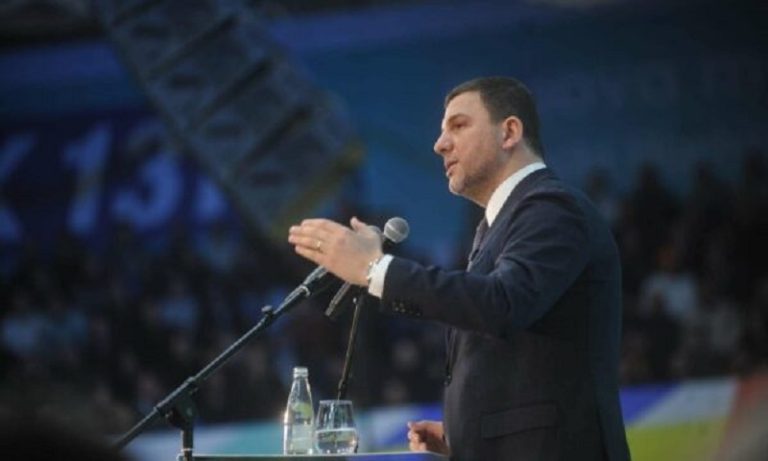 Krasniqi për Qeverinë Kurti: Mburracakë jokompetentë që s’kanë bërë asgjë,  potenciali i Kosovës u shpërdorua për katër vjet