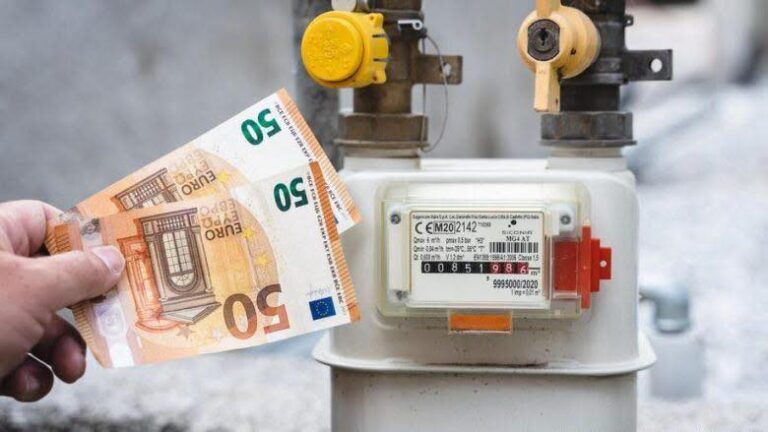 Ish-ministri i Financave: Qytetarët do të mbesin pa bukë pas shtrenjtimit të serishëm të rrymës