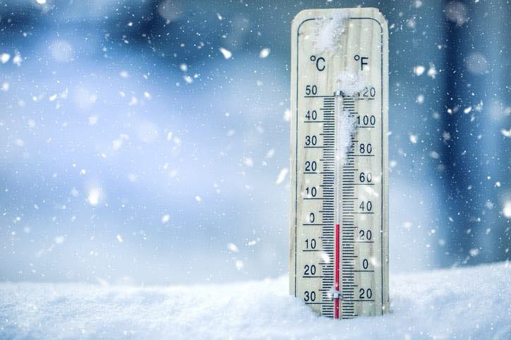 Ulje drastike e temperaturave sonte, në zonat malore rreth -20°C, ndërsa në ultësira deri në -14°C