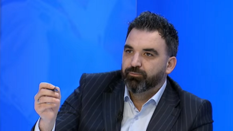 “Sindroma e Zotit”, Mehmetaj: Kurti ka përshtypje hyjnore për veten, kjo është e rrezikshme