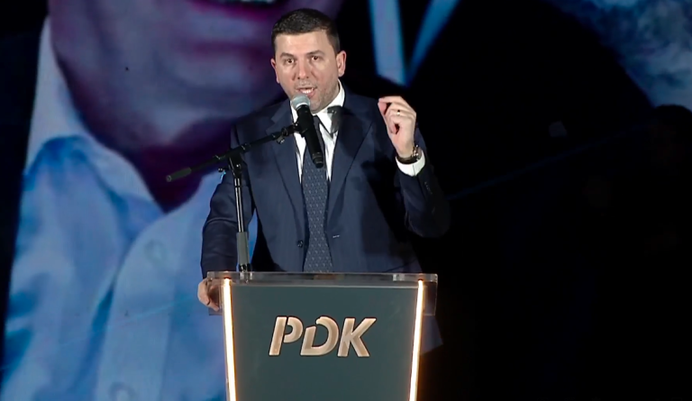 Krasniqi në tubimin përmbyllës: Bedri Hamza është gati për ta bërë Kosovën “Ma Mirë”, nesër nis një kapitull i ri