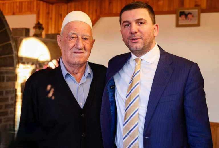 Krasniqi për vdekjen e babait të Thaçit: Nuk u shua një njeri por një baba që i dha Kosovës një çlirimtar