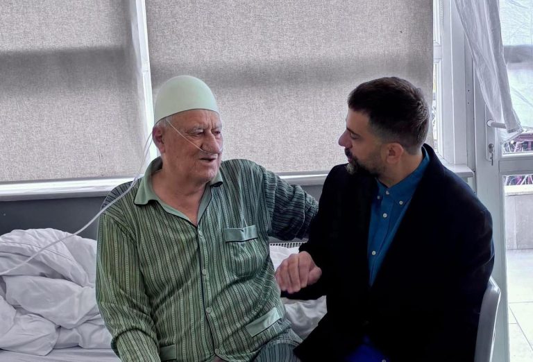 Artan Behrami pas vdekjes së Haxhi Thaçit: Dhimbja e padrejtësisë ishte e papërballueshme
