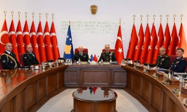 Komandanti i FSK’së vizitë në Turqi me ftesë të Shefit të Shtabit të Forcave turke, çfarë po diskutohet atje