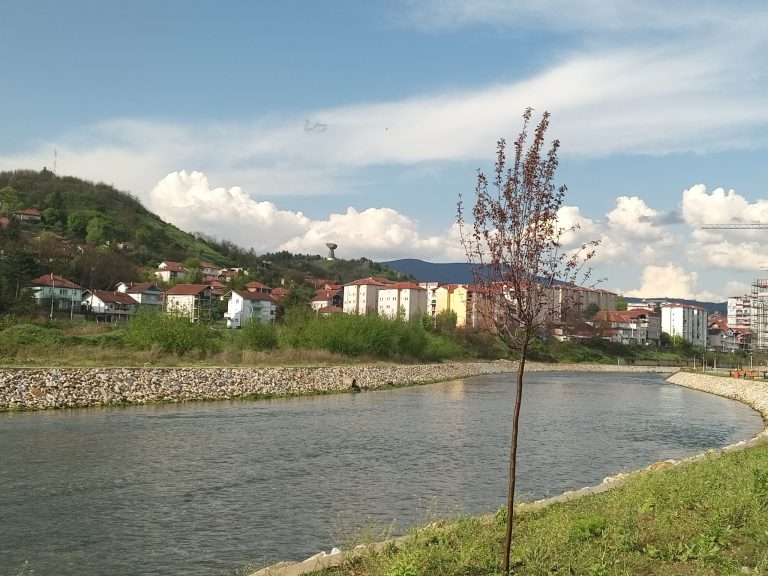Mendimi për motin: Mot stabil me më shumë diell ditëve të para të majit, temperaturat mbi 20C
