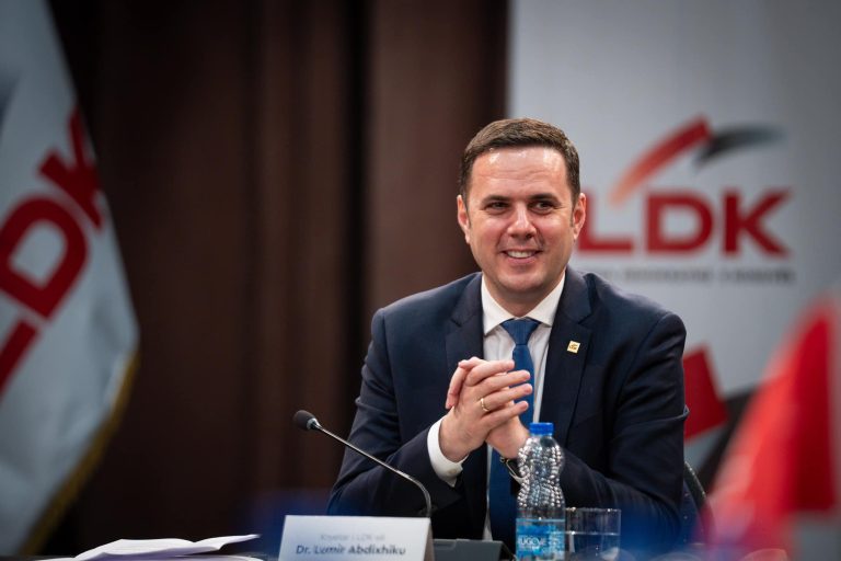Vota e Duda Baljes, Abdixhiku godet Kurtin: Qysh mbledh Këshillin e Sigurisë për të, e pastaj i ofron post ministror?