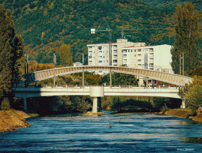 Mitrovica provon një fillim të ri, por a do të funksionojë?