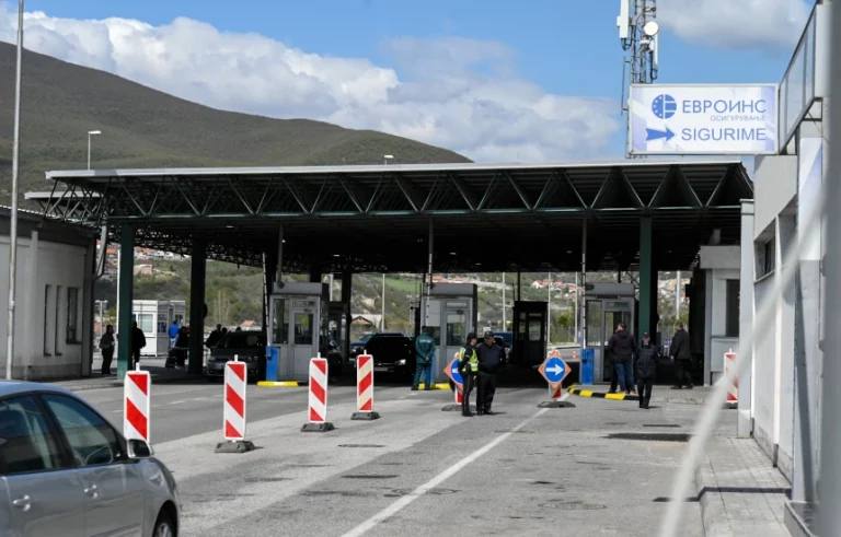 Serbia thotë se Kosova e ka dëbuar edhe një polic serb