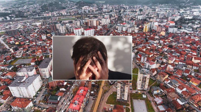 Dhunë në familje në Mitrovicë – i dyshuari nën ndikim të alkoolit sulmon të birin dhe tenton ta ther me thikë, ndalohet për 48 orë