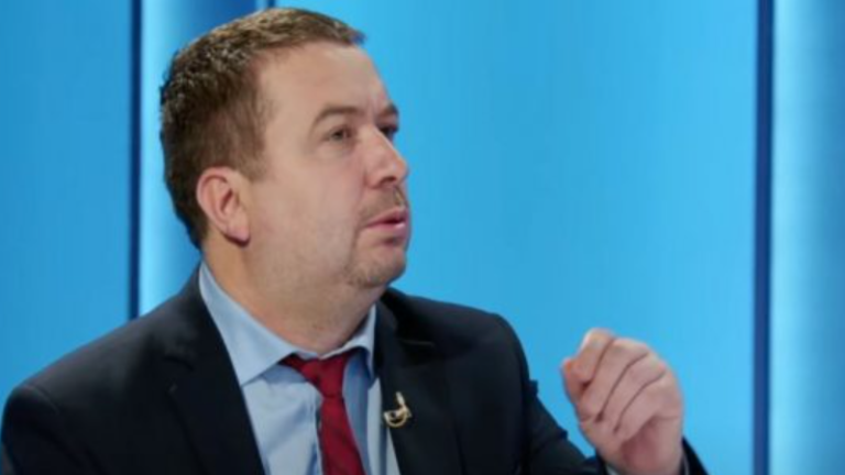 Latifi për Kurtin: Kur një qeveri del me 100 premtime aty s’ka seriozitet, duhet të tregosh cilat objektiva do të jenë fokusi yt