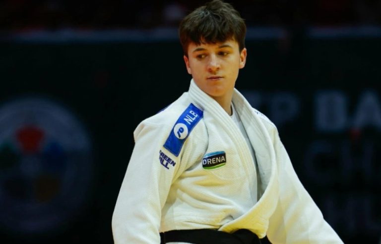 Laura Fazliu fiton medalje të argjendtë në Lojërat Botërore Universitare