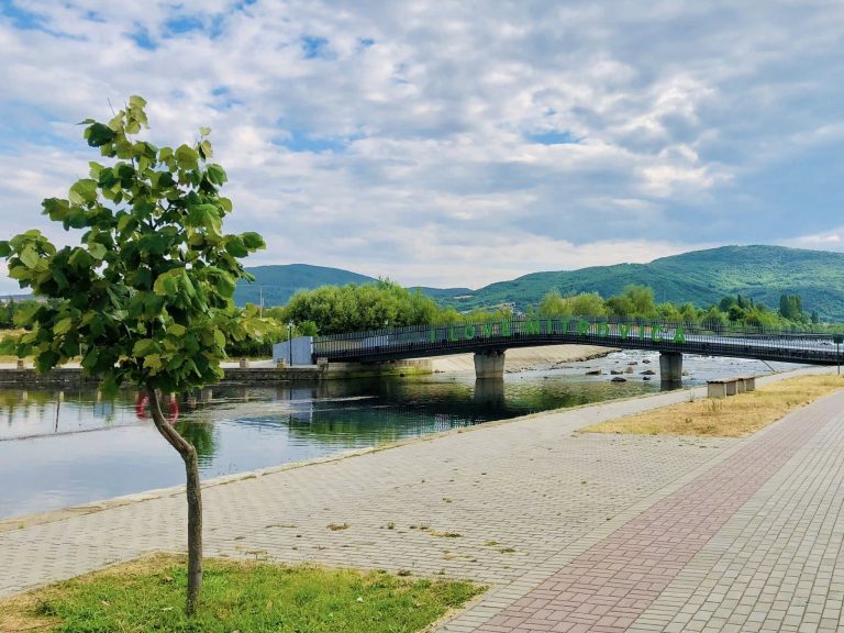Ngriten pak temperaturat, sot më ngrohtë