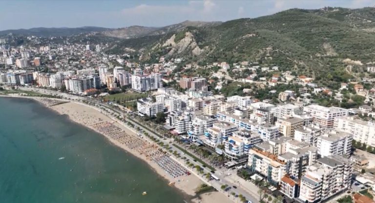 Kosovarët po blejnë me të madhe prona në Shqipëri, 295 milionë euro investime për apartamente e vila