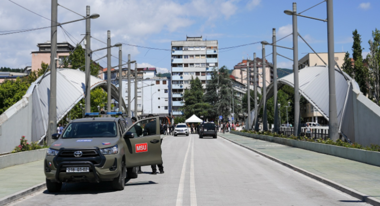 Urat mbi Ibër, lëvizje e rrezikshme politike