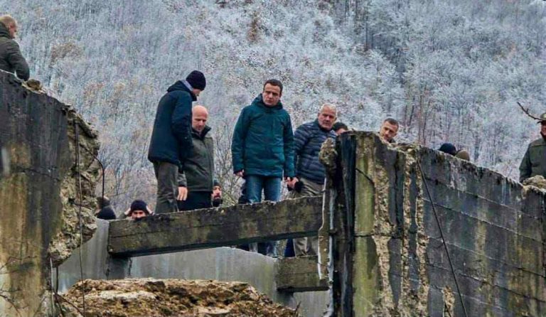 Kurti: Kanali i Ibër Lepencit po bëhet më i qëndrueshëm dhe më i sigurtë