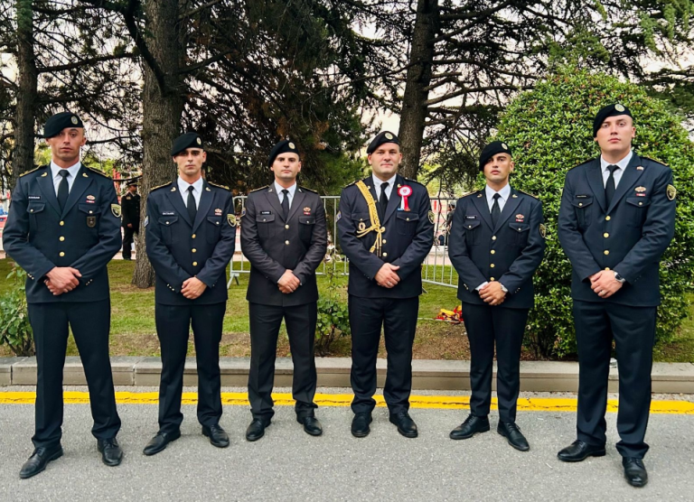 Gjashtë oficerë të FSK-së diplomojnë me sukses në Akademinë Ushtarake të Turqisë