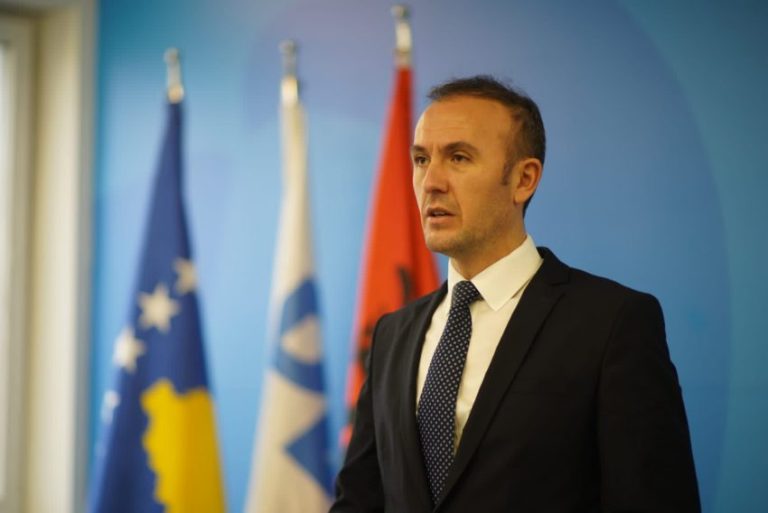Mustafa: Kurti e kapi edhe ATK-në, lufta ndaj bizneseve kaloi në nivel tjetër