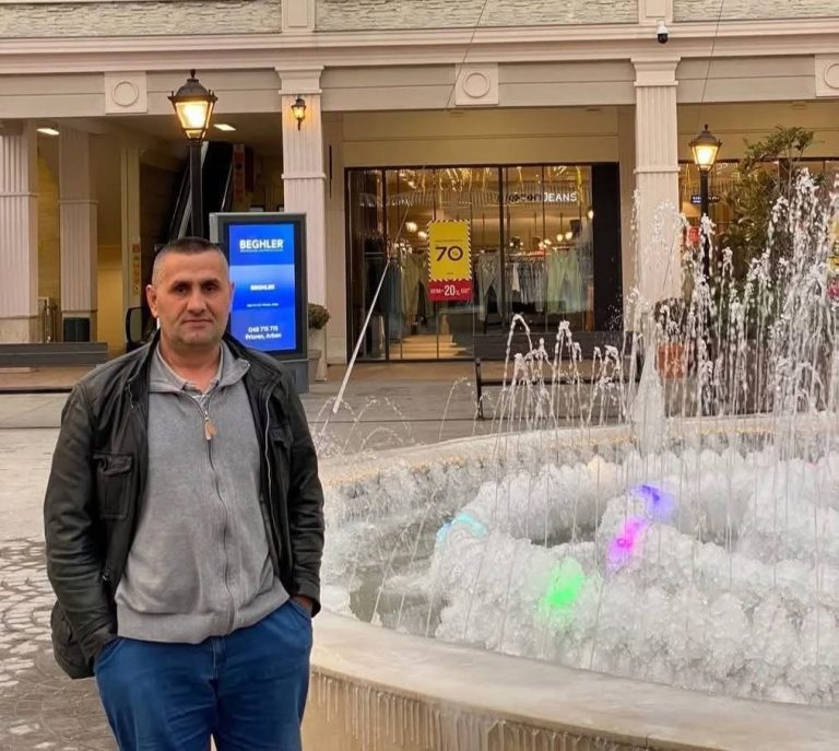 Ky është Shemsi Gashi, i cili së bashku me bashkëshorten e tij ndërroi jetë