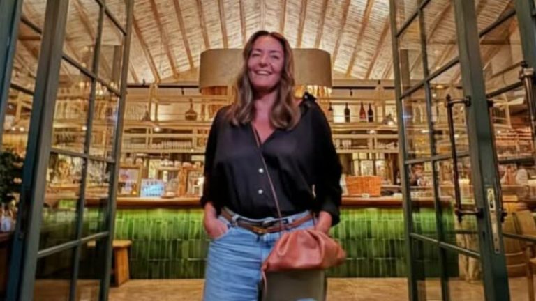 Vdes Linda Imami, autorja e emisioneve ‘Qejfi më i madh se Stambolli’