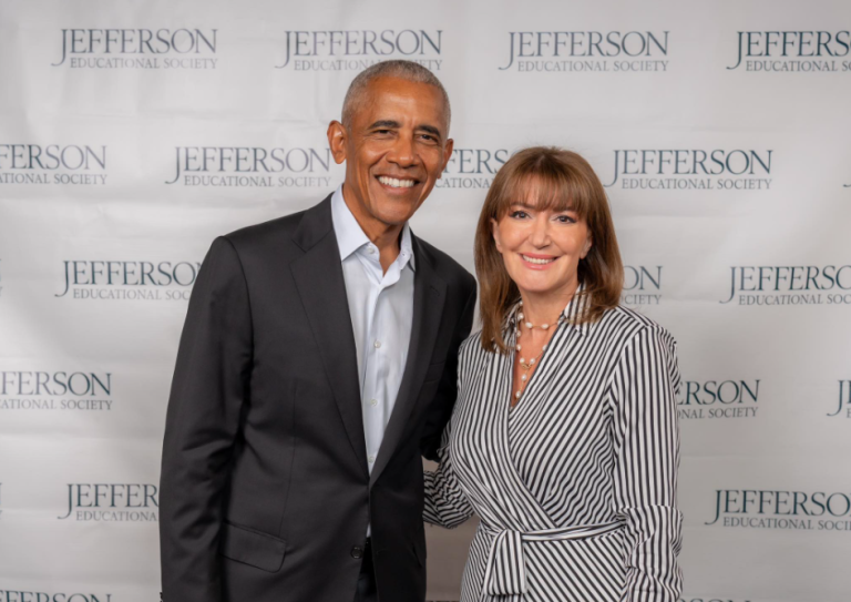 Jahjaga takon Obamën, i kërkon angazhim për forcim të raporteve Kosovë-SHBA pas pezullimit të dialogut strategjik