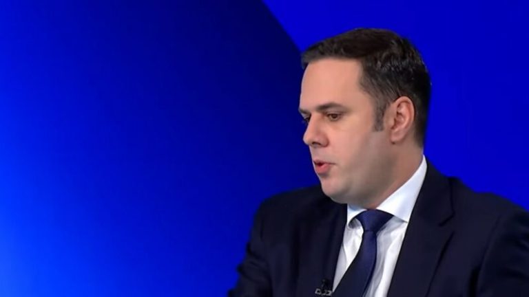 Abdixhiku: VV’ja e do LDK’në, LDK s’do bashkëpunim me VV’në