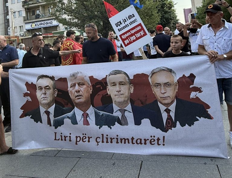 Procesi ndaj ish-krerëve të UÇK-së, avokati: Nga mesi i shtatorit do të shohim një anë tjetër të medaljes