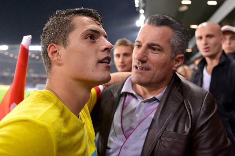 “O të mjerë, a prisnit që Graniti t’ua falte lojën?”: Ragip Xhaka reagon ashpër pas ndeshjes Zvicër-Kosovë