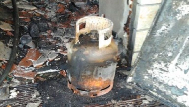 E rëndë: Vdes një 13-vjeçare nga shpërthimi i bombolës së gazit në shtëpi