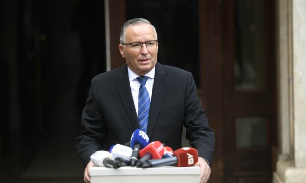 Hamza për dialogun: S’është temë e lehtë, por s’ka alternativë, duhet të përfundojë me njohje reciproke