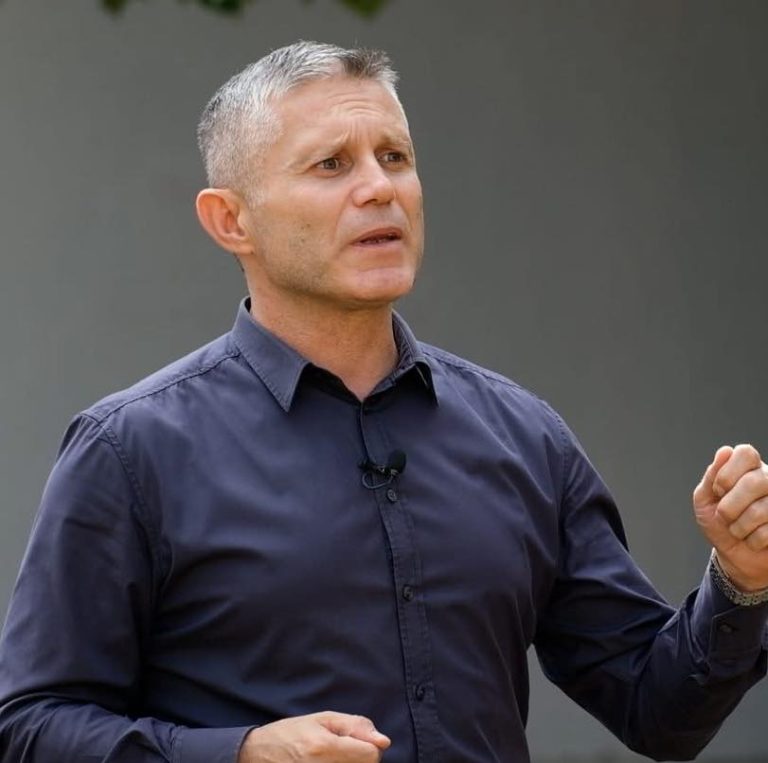 Ramadani: Eshtë koha që të gjitha mendjet e kthjellëta të angazhohen përndryshe Kosova nuk del nga kriza!