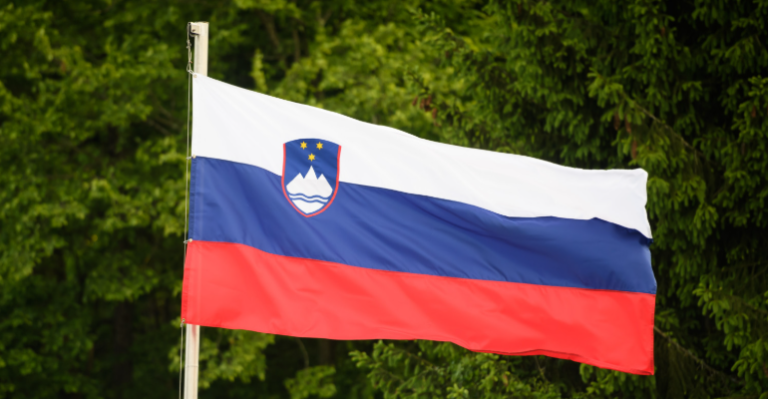 Sllovenia miraton ligjin për njohjen e patentë-shoferëve të Kosovës