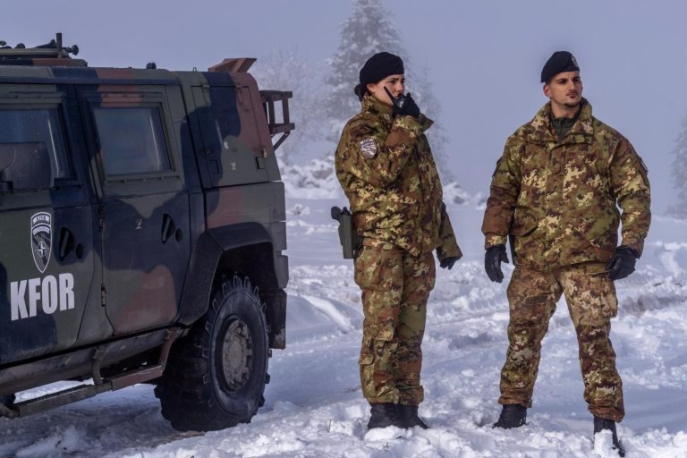 KFOR njofton se ka shtuar prezencën në Kosovë: Po punojmë me komunitetin ndërkombëtar, përfshirë mbështetjen për dialogun e lehtësuar nga BE-ja