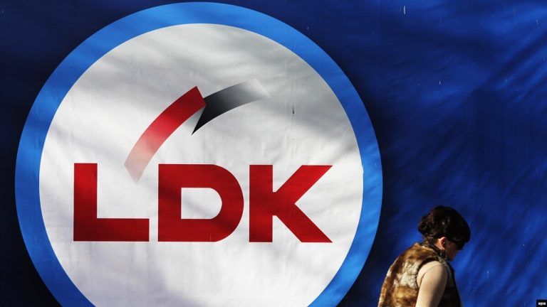 Abdixhiku prezanton listën e kandidatëve të LDK-së për deputetë