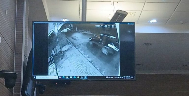 Momente të rënda, lëshohet audioincizimi ku dëgjohen krisma e armës dhe britma e fëmijëve në momentin kritik të vrasjes së Liridona Ademajt