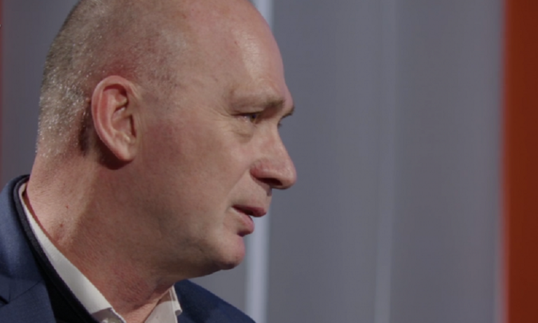 Ish-bashkëpartiaku i Kurtit: VV-ja ka dështuar në këtë legjislaturë, e ka dëmtuar imazhin e Kosovës