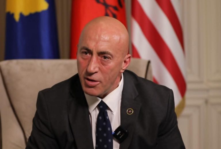 Haradinaj për AP: LVV po rrezikon Kosovën, për Listën Serbe duhet bazë ligjore