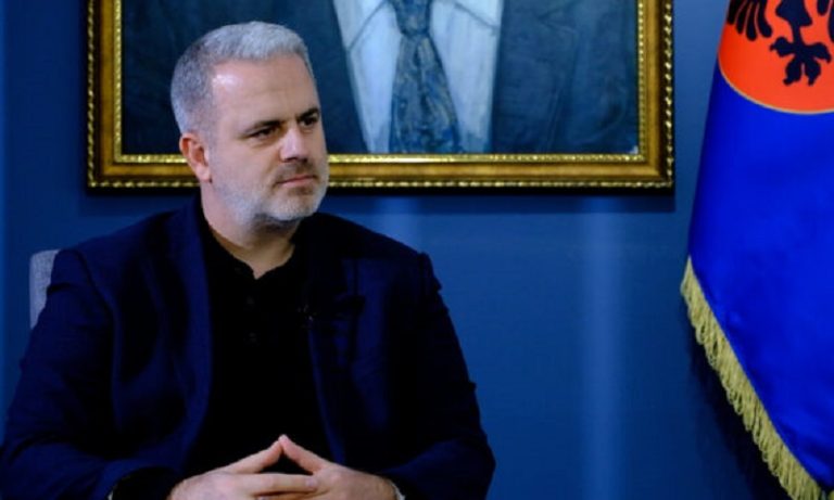 Paralajmërimet për rritje të çmimit të rrymës, Azemi: VV’ja po mendon për xhepin e Vuk Hamoviqit, barrë e papërballueshme për familjet