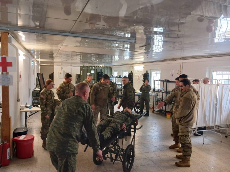 FSK pjesë e ushtrimit “KFOR 36” në Gjermani, ofron mbështetje mjekësore në bashkëpunim me Ushtrinë Amerikane