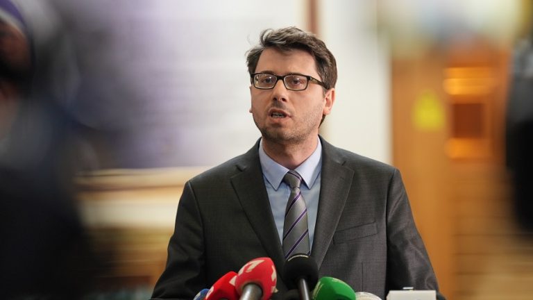 Murati: Nuk kemi shumë kohë, buxheti 2026 është i përkohshëm dhe emergjent