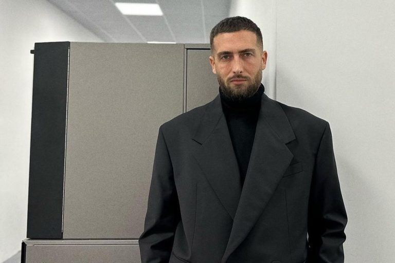 Alaudin Hamiti sulmohet fizikisht nga një person në Prishtinë