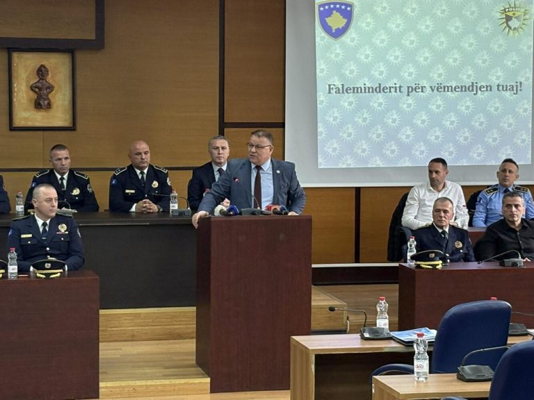 Drejtori i Policisë: Pronarët e salloneve të veturave janë të përfshirë në fajde
