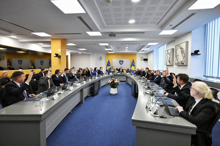 “Kurti 3”, me të akuzuar, të dënuar e të përfshirë në skandale