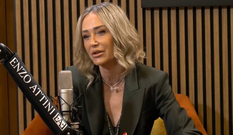 Anita emocionohet kur flet për Ramushin: Më përkëdhel edhe kur se meritoj