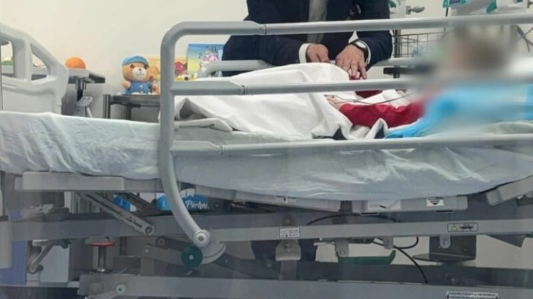 Një muaj paraburgim për prindërit që keqtrajtuan fëmijën 5-vjeçar