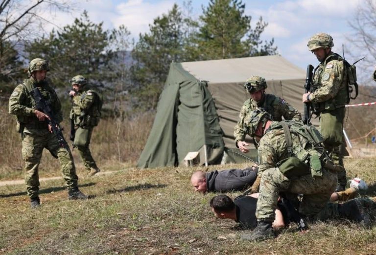 Batalioni kroat “Tigrat”, i gatshëm për mision në Kosovë